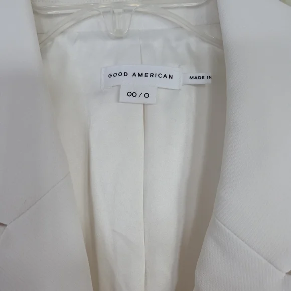 Good American Women's Luxe Suiting Boyfriend Blazer - Picture 9 of 16